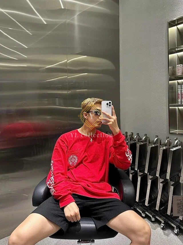 크롬하츠 레드 포켓 롱슬리브 티셔츠