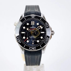 오메가 씨마스터 다이버 300M 007 제임스 본드 42mm 블랙